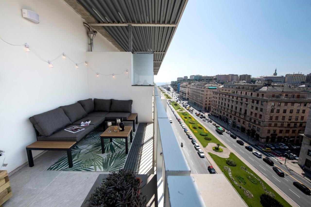 Attico Luxury Con Parcheggio E Terrazza Vista Mozzafiato Apartamento Génova Exterior foto