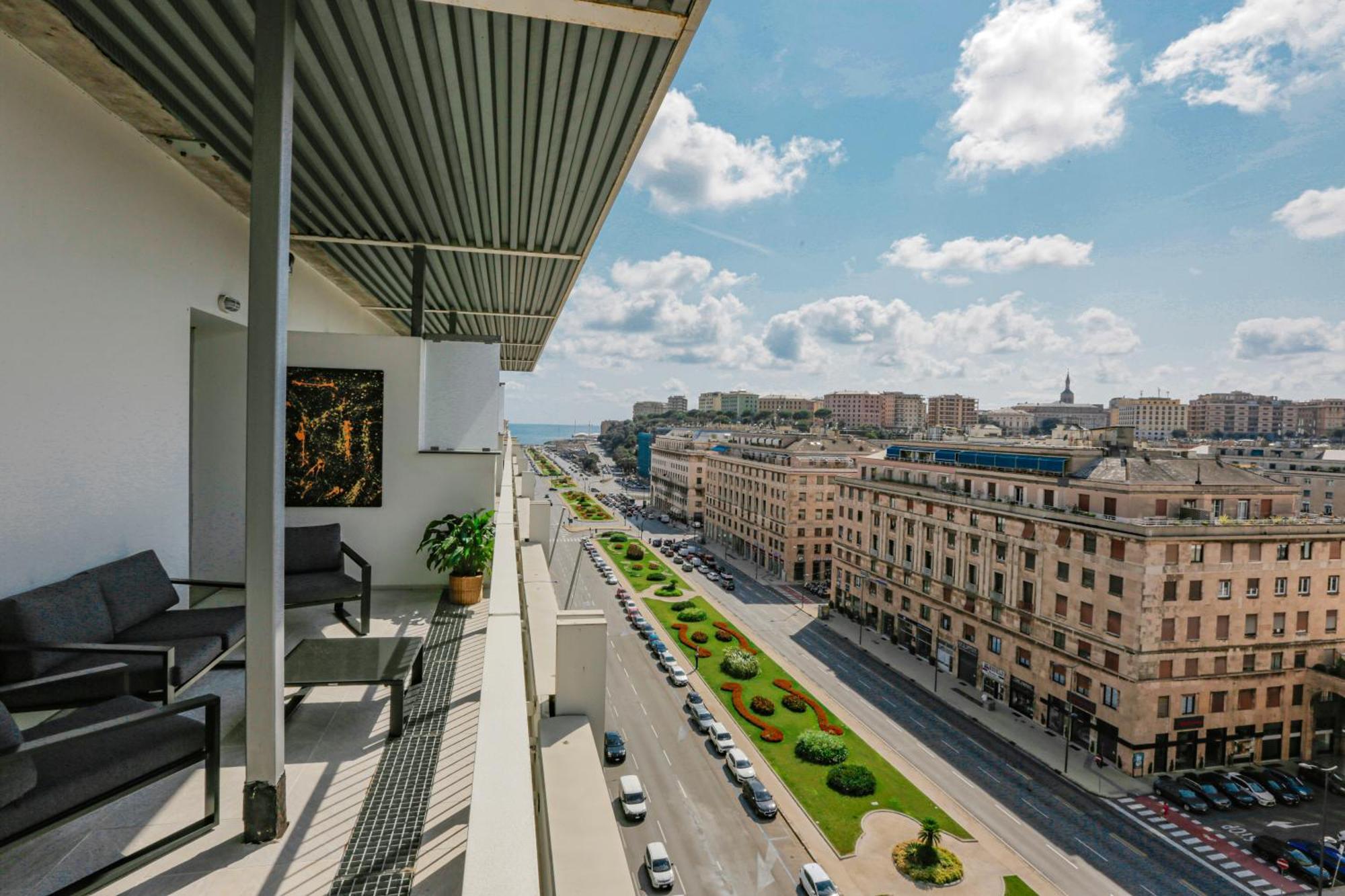 Attico Luxury Con Parcheggio E Terrazza Vista Mozzafiato Apartamento Génova Quarto foto
