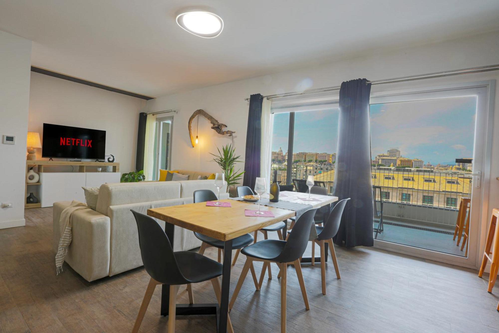 Attico Luxury Con Parcheggio E Terrazza Vista Mozzafiato Apartamento Génova Quarto foto